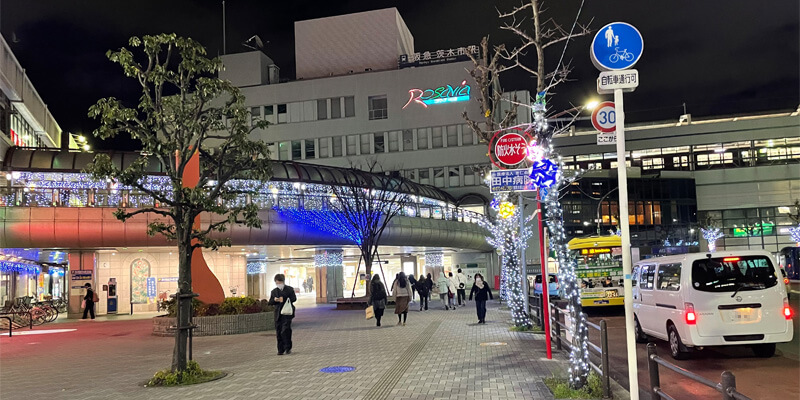 いばらきイルミフェスタ灯の阪急茨木市のイルミネーション02